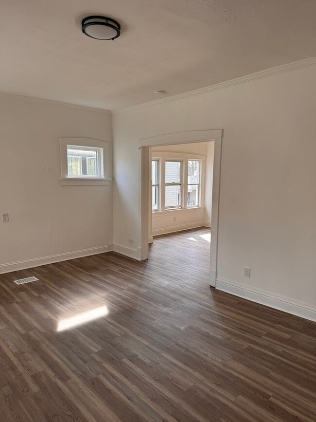 Photo - 534 S Oakland Ave