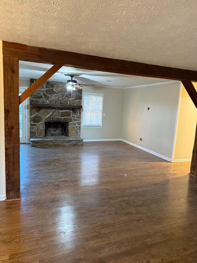 Photo - 4624 BURNS RD NW