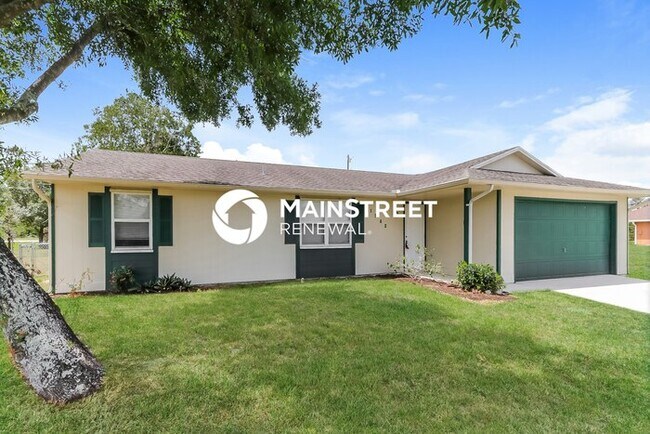 Building Photo - 3 Bedroom Pet-Friendly Home in Port St Lucie, FL with Main Street Renewal
