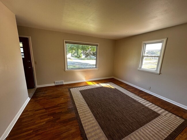 Photo - 811-811 Miller Ave Unit 809 Miller Ave.