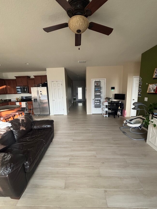 Photo - 687 Petal Mist Ln