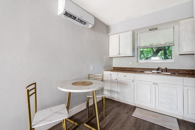 Photo - 1826 Sherman St Unidad 1