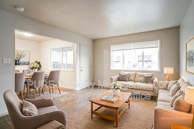 Photo - 760 Plymouth Dr NE