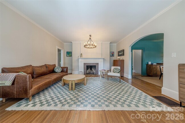 Photo - 2101 Dartmouth Pl