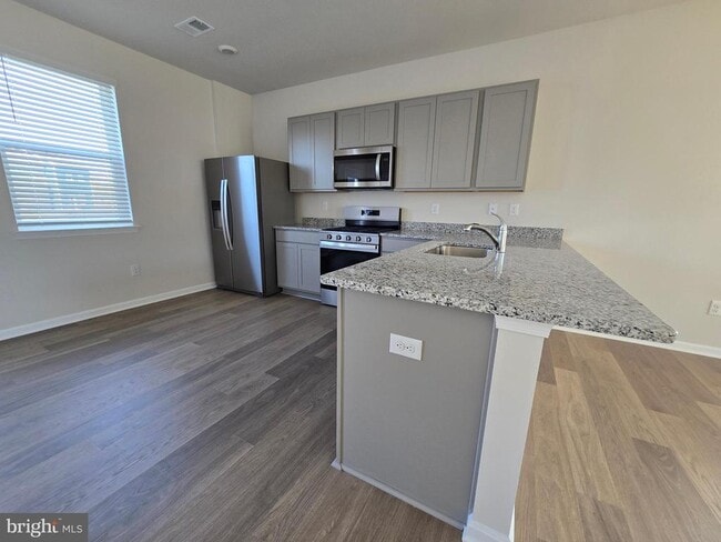 Photo - 10935 Farmerfield St