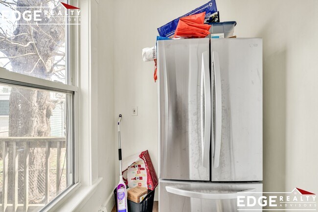 Photo - 20-22-22 Ashford St Unit 20