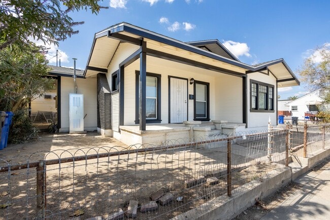 Photo - 331 San Emidio St