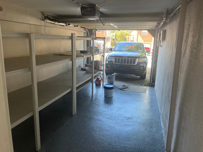 Photo - 15139 Beverly Dr Unidad A