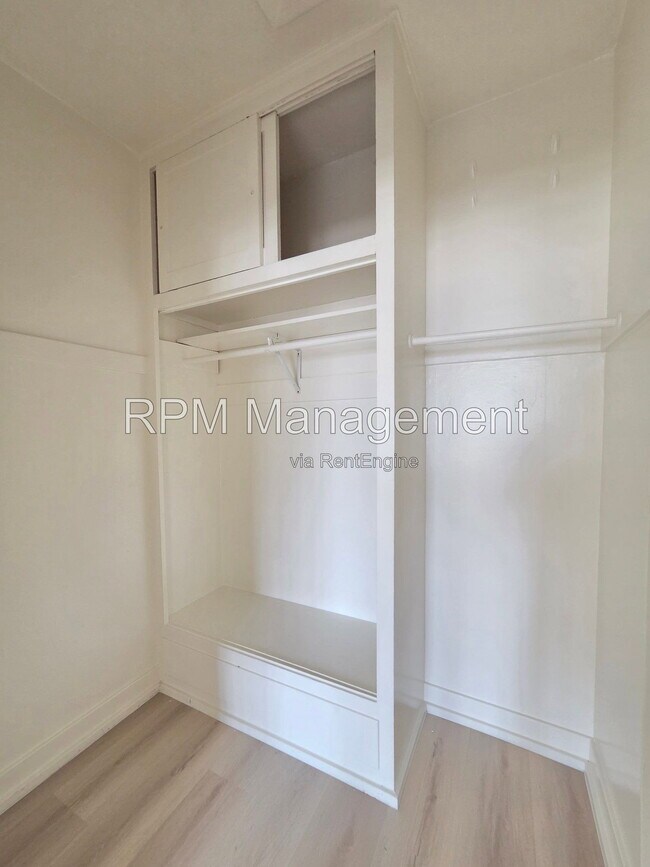 1825 Ivar Ave Unit 304