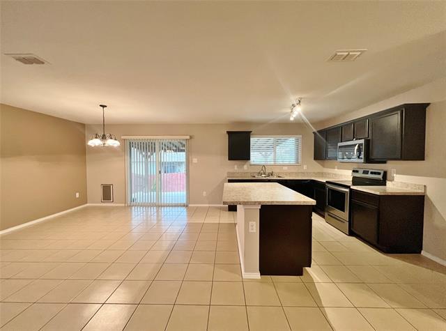 Photo - 9925 Amaryllis Ln