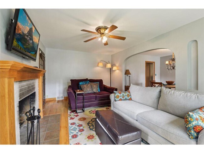 Photo - 4145 Zenith Ave N