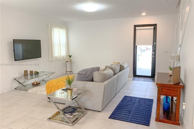 Photo - 10431 NW 82nd St Townhome
