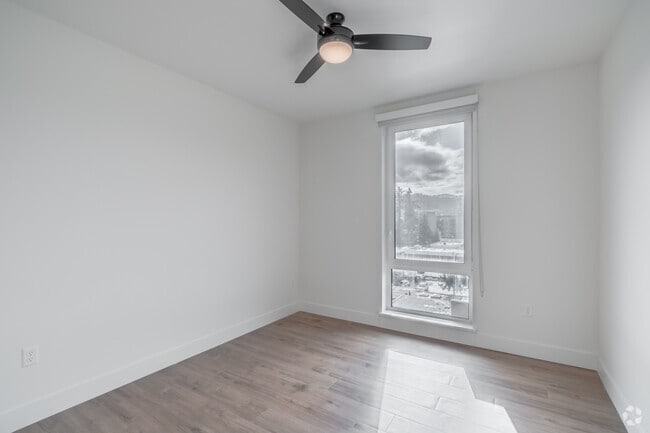 2BR, 2BA - 1,271SF - Primary Bedroom