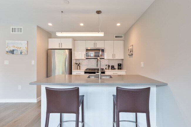 Photo - 244 Hanover St Unit FL3-ID1241276P