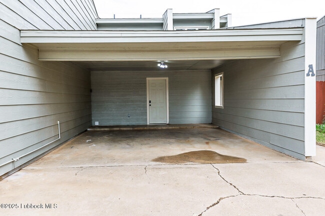 Photo - 4314 52nd St