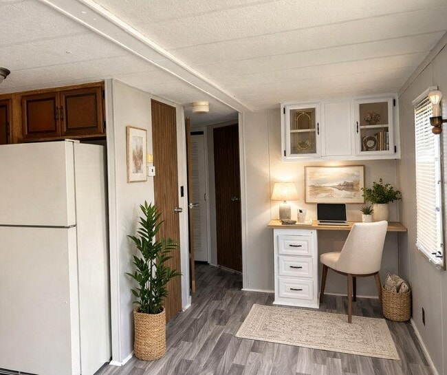 Photo - 16731 US-301