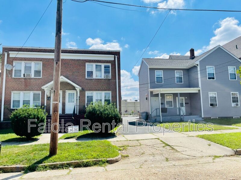 Photo - 13 N 8th St
