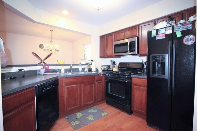 Photo - 249 Lynn Dr