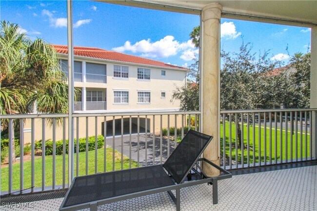 Photo - 4853 Hampshire Ct Unidad 107