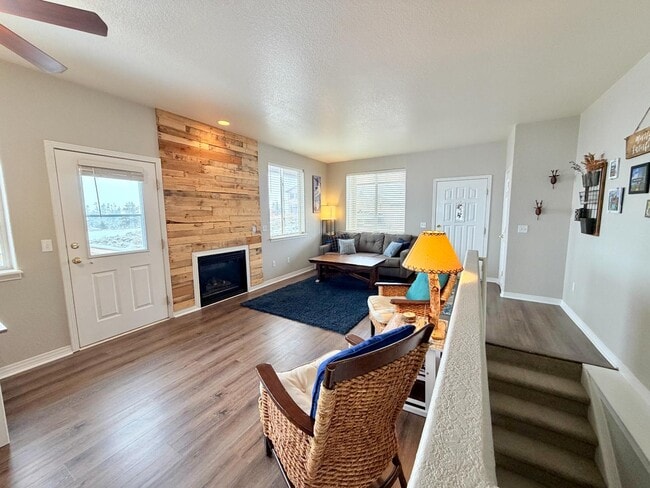 Building Photo - 106 Deer Trail Dr