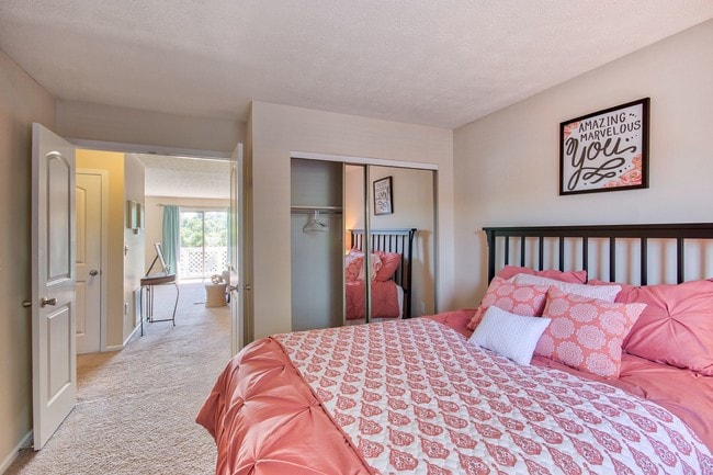 Highland Ridge Apartments For Rent in Newport, KY