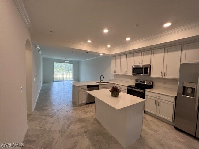 Building Photo - 6046 National Blvd Unit 425