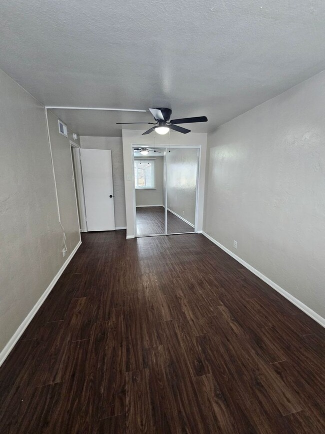 Peak 1535 on South 8th Street