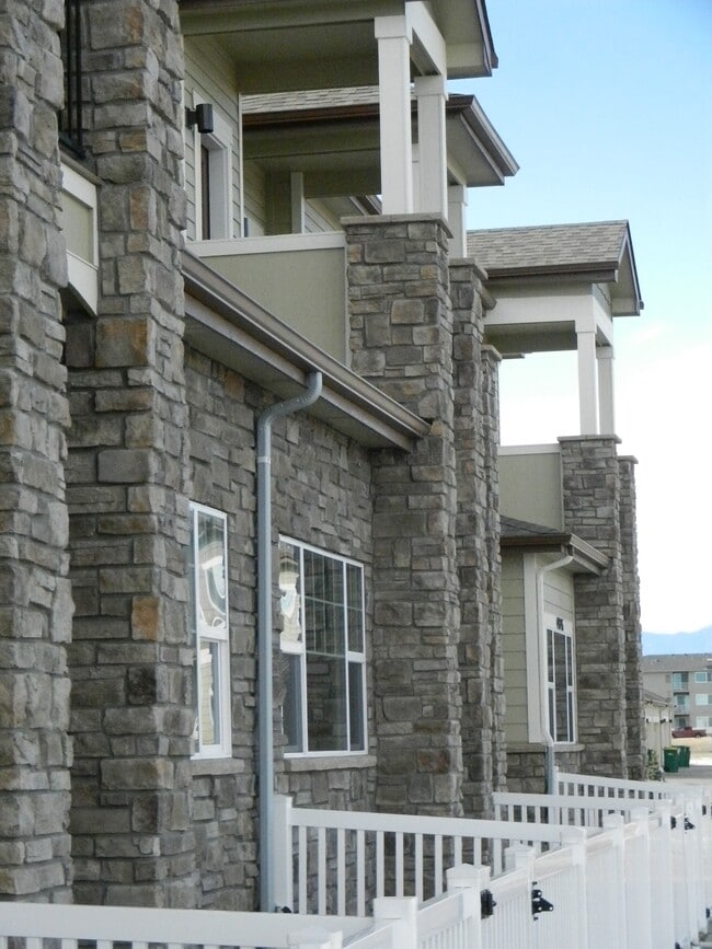 Photo - 4846 Northern Lights Drive Unit A