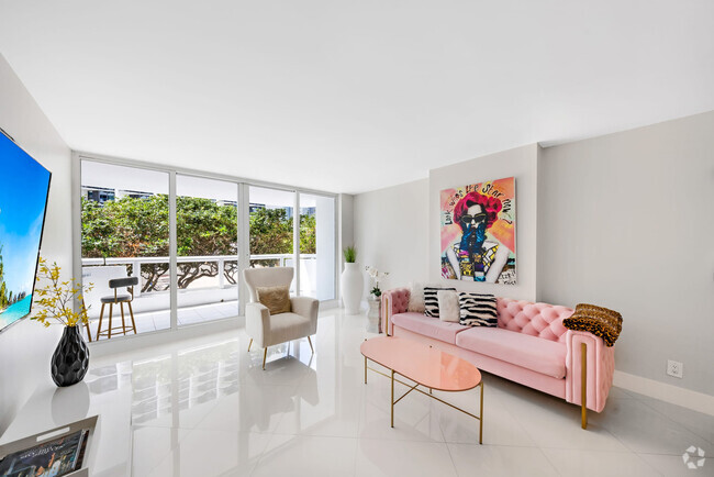 Building Photo - 1717 N Bayshore Dr Rental