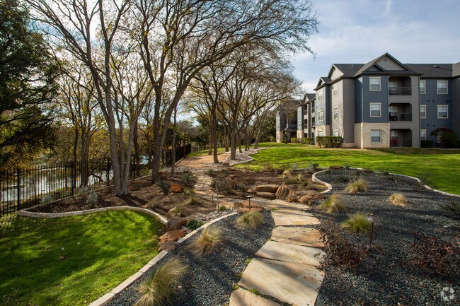 Outdoor Lounge