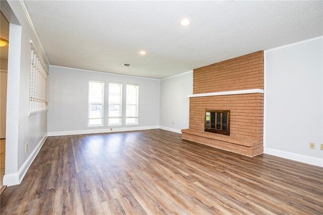 Photo - 2726 W Highland Cir