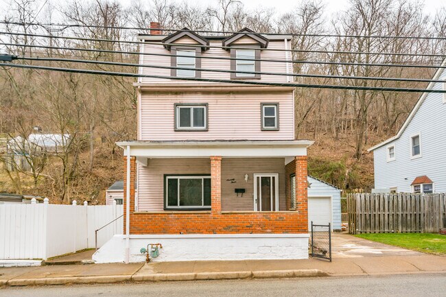 Photo - 73 Kittanning Pike Casa