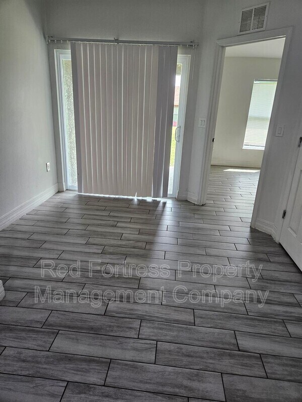 Photo - 167 Meadow Rd