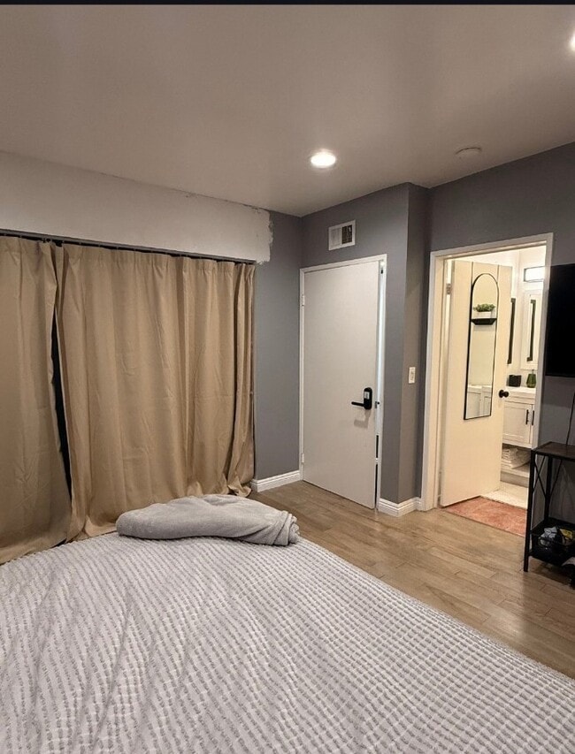 Photo - 2240 N Legion Dr Unidad 207