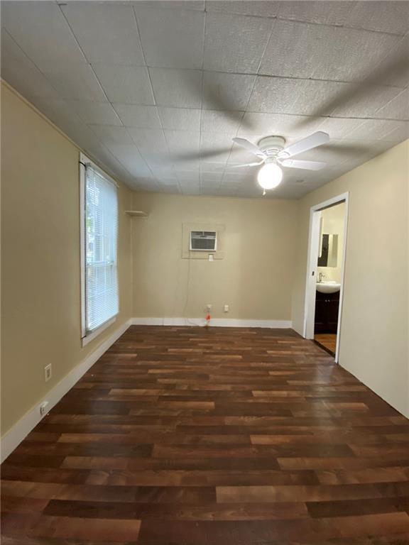 Photo - 403 Pedernales St