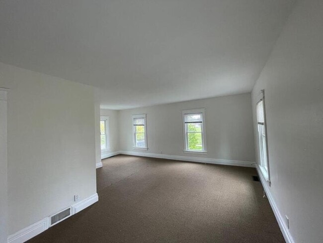 Photo - 224 State St