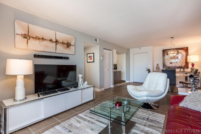 Photo - 2255 Lindell Blvd Unit 4306