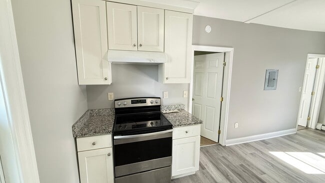 Photo - 152 Pearl St Unit 2