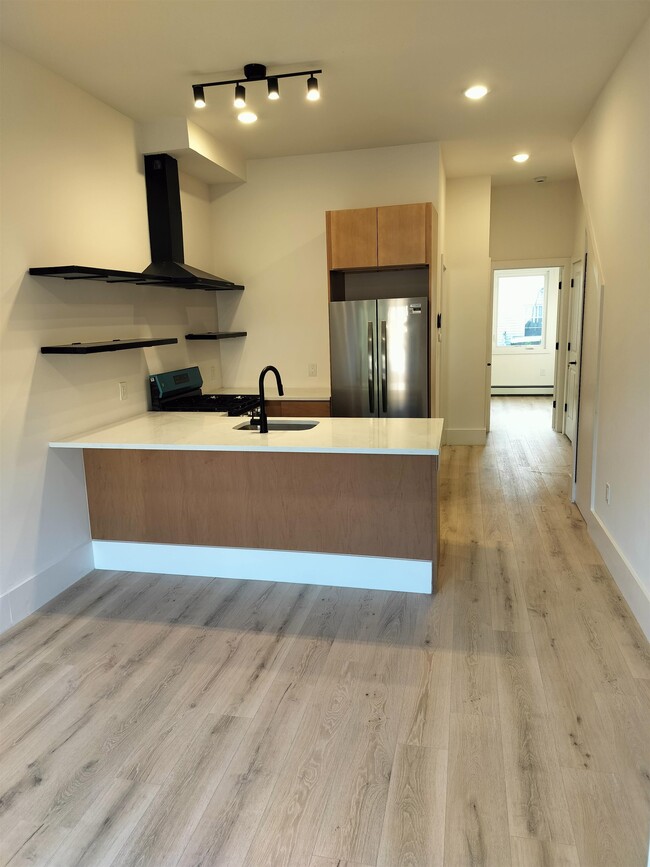 Building Photo - 233.5 Palisade Ave Unit 1 Rental
