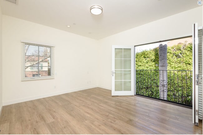 Photo - Casitas on Canon