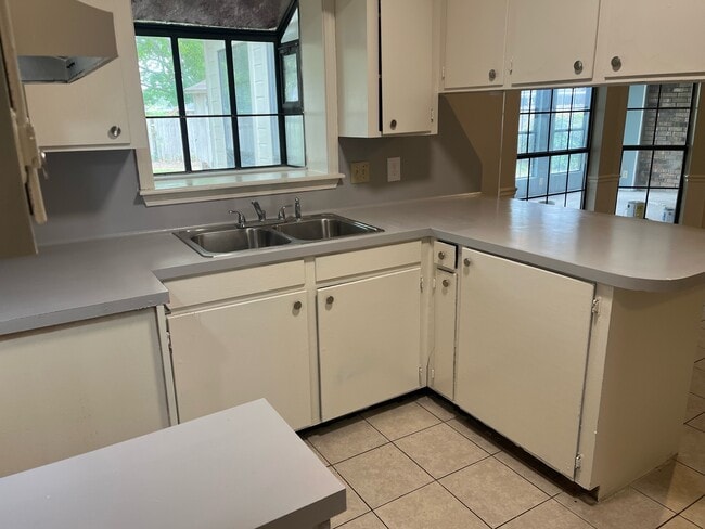 Photo - 2524 Downs Cir