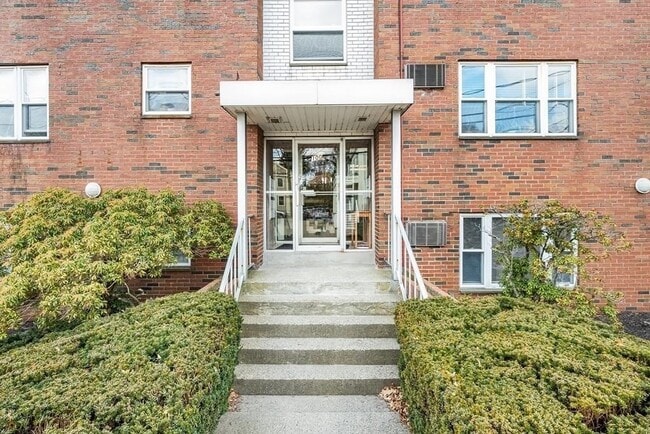 Photo - 100 Summer St Condo Unit 2-3