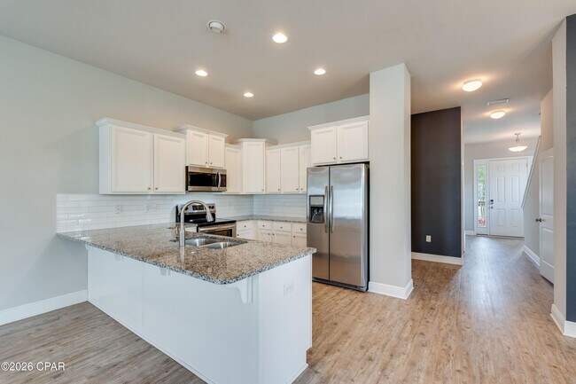 Photo - 116 Fossil Falls Ln