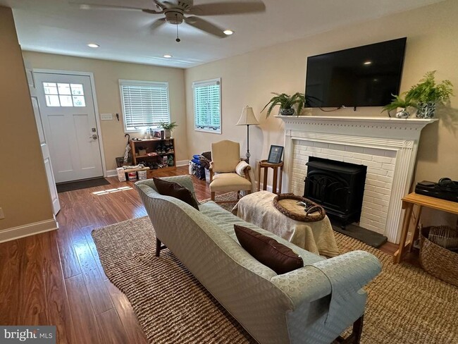Photo - 217 Lyster Rd
