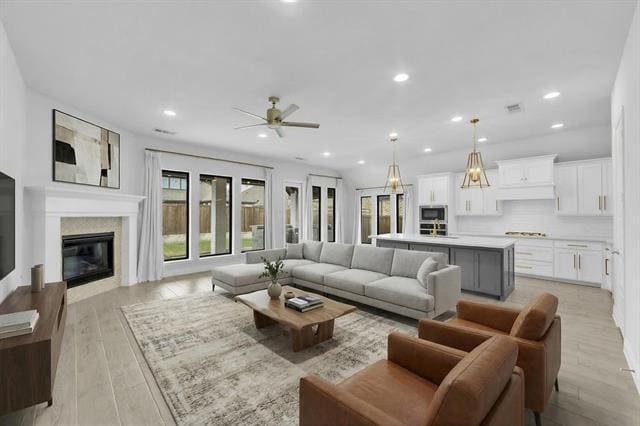 Photo - 1610 Cherry Blossom Ln