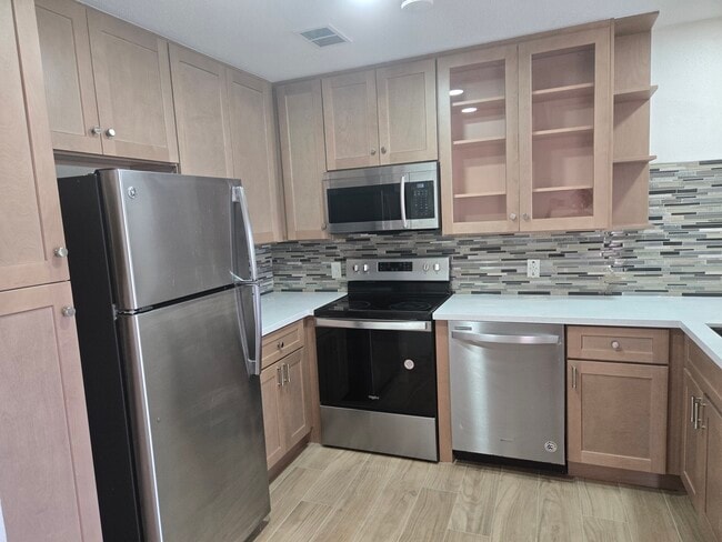 Building Photo - 2207 S Braeswood Blvd Unit 42D