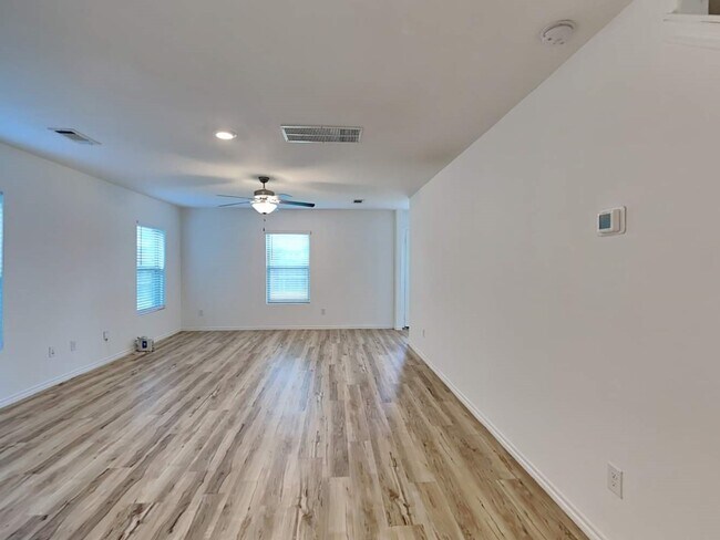 Photo - 18835 Wembley Vis Trl