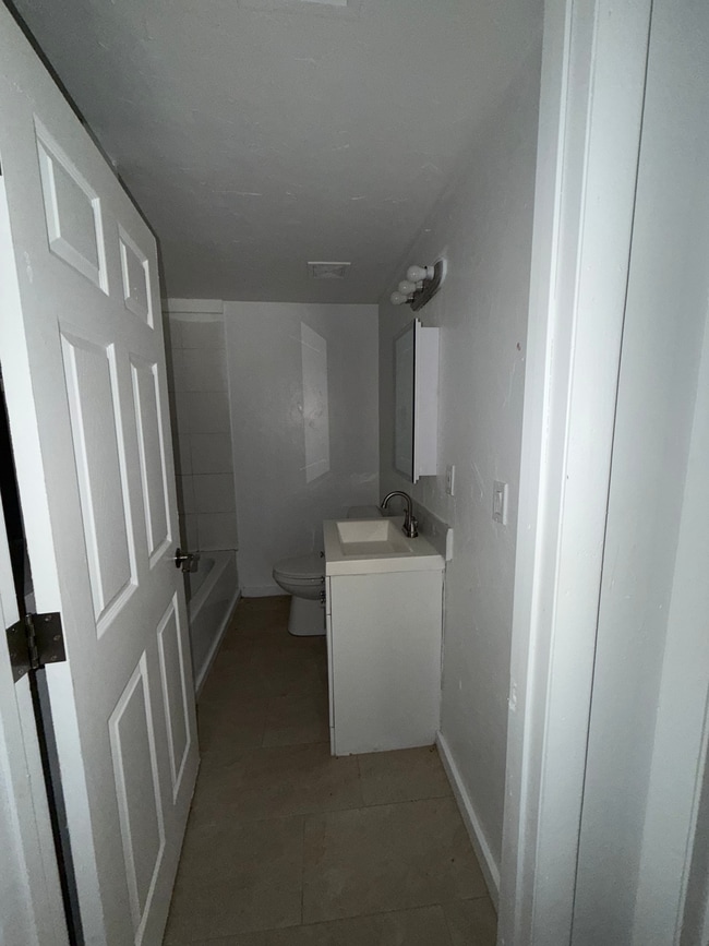 Photo - 2155 Belvedere St