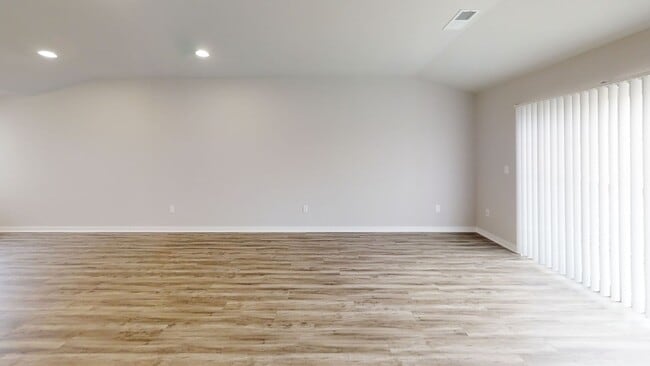 Photo - Condo Style Upper 2 Bedroom 2 Bathroom Apartment is Available Unit 22