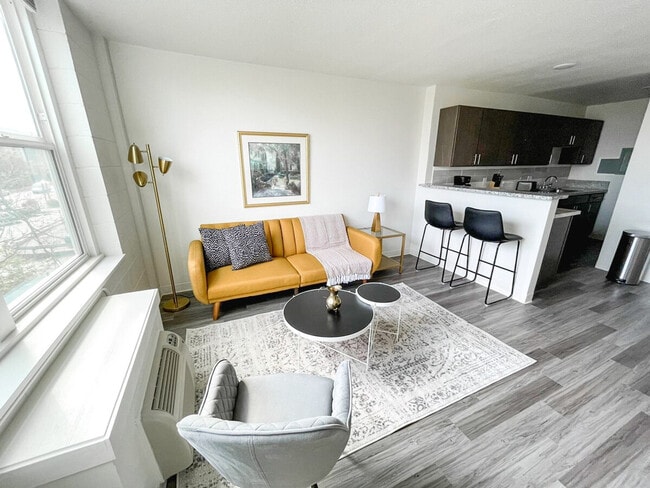 Photo - 2515 Burnet Ave Unit SI ID1036752P